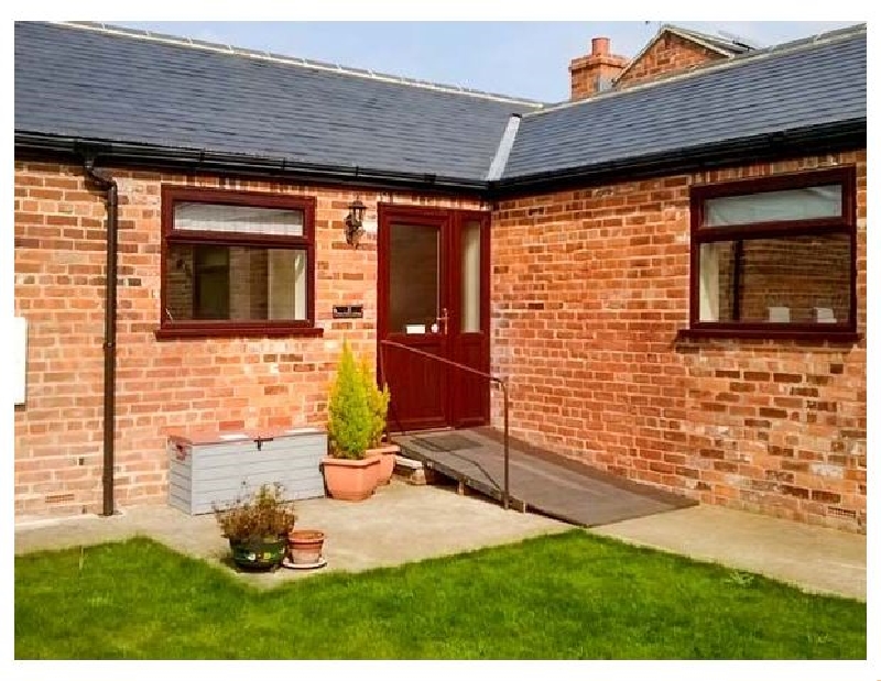 2 Pines Farm Cottages a holiday cottage rental for 6 in Tadcaster, 