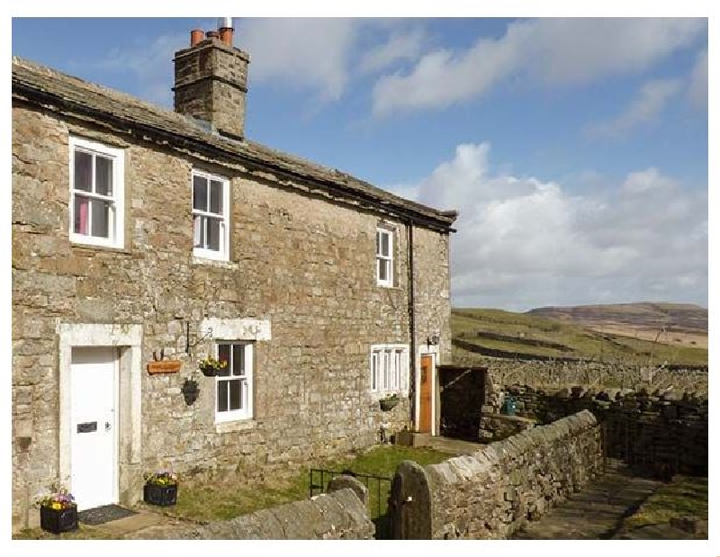 Pursglove Cottage a holiday cottage rental for 10 in Low Row, 