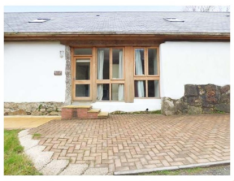 The Barrow a holiday cottage rental for 4 in St Blazey, 
