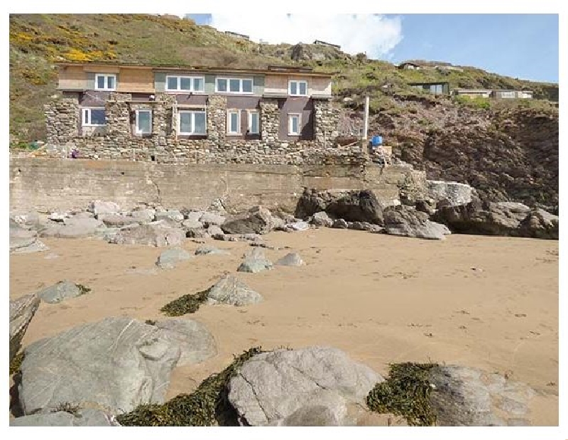 Click here for more about Scylla View Cottage