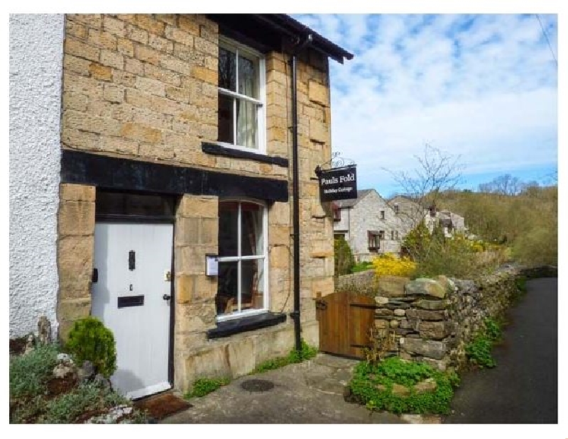 Pauls Fold Holiday Cottage a holiday cottage rental for 2 in Ingleton, 