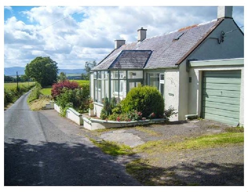 West Winds a holiday cottage rental for 4 in Torthorwald, 