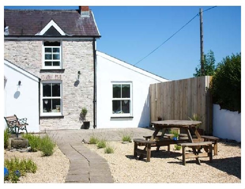 The Den a holiday cottage rental for 2 in Llansteffan, 