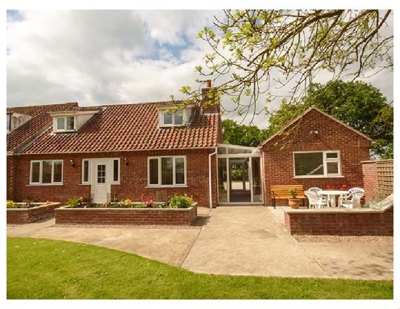 Woodland View a holiday cottage rental for 6 in Wragby, 