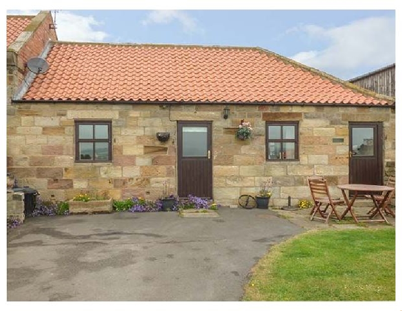 Broadings Cottage a holiday cottage rental for 4 in Whitby, 