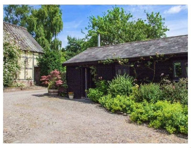 The Stables a holiday cottage rental for 2 in Pembridge, 