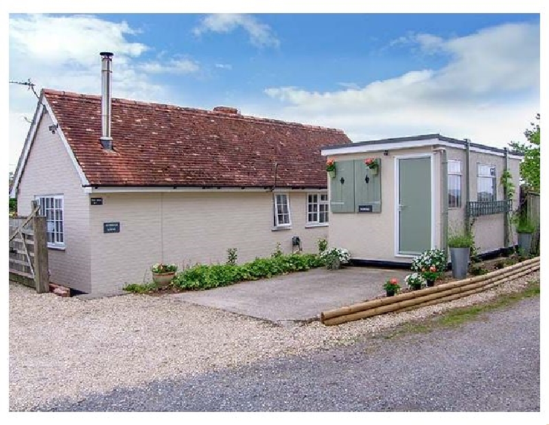 Keybrook Lodge a holiday cottage rental for 2 in West Orchard, 