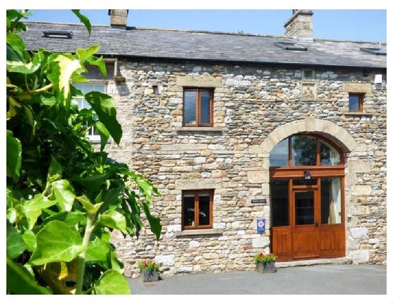 Warth Barn a holiday cottage rental for 10 in Ingleton, 