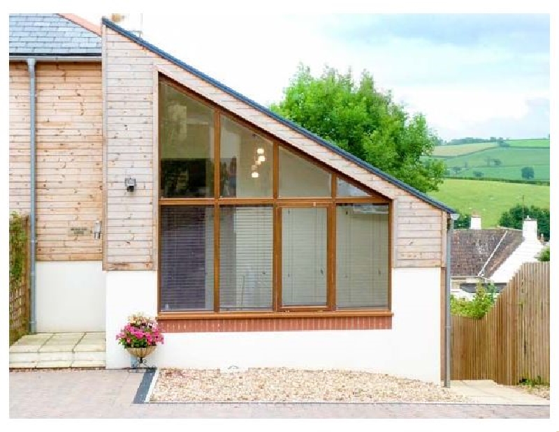Broad Ash Lodge a holiday cottage rental for 4 in Bradninch, 