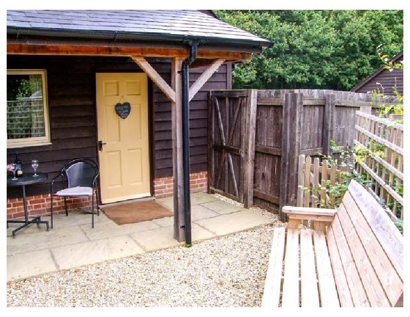 Little Farley a holiday cottage rental for 2 in Bentley Woods, 