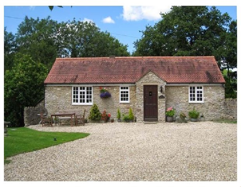 Magpie Cottage a holiday cottage rental for 2 in South Brewham, 
