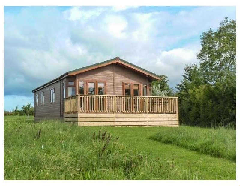 Morgan Lodge a holiday cottage rental for 6 in Hewish, 
