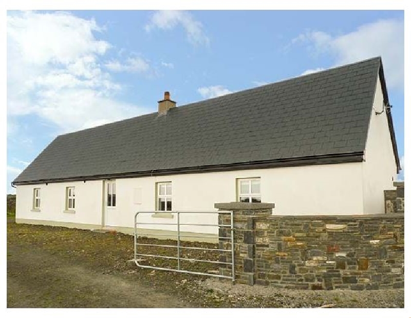 Tig Fada a holiday cottage rental for 9 in Kilkee, 