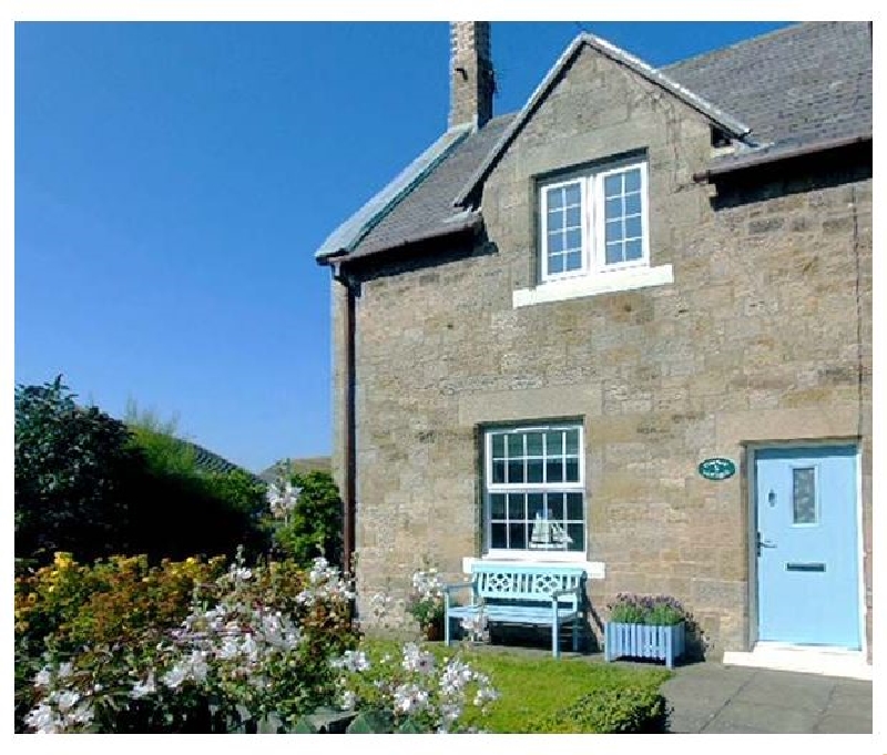 Corner Cottage a holiday cottage rental for 3 in High Hauxley , 