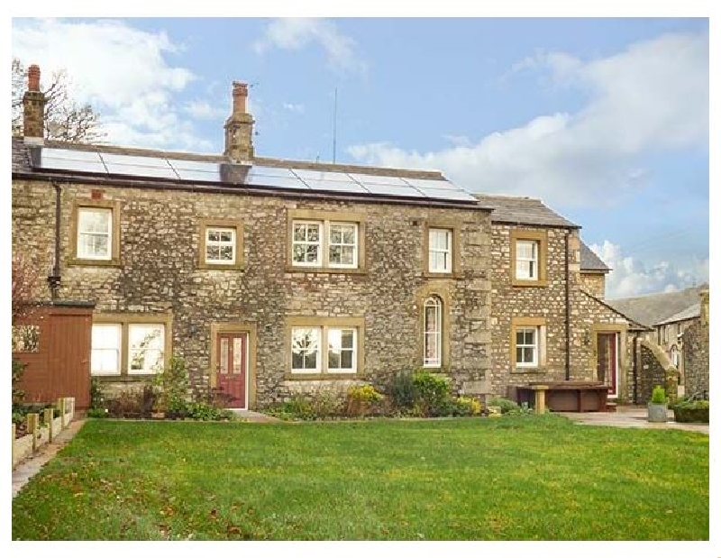 Old Hall Cottage a holiday cottage rental for 9 in Settle, 