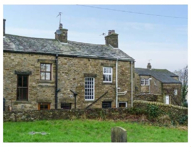 3 Stonebower Cottages a holiday cottage rental for 4 in Burton-In-Lonsdale, 