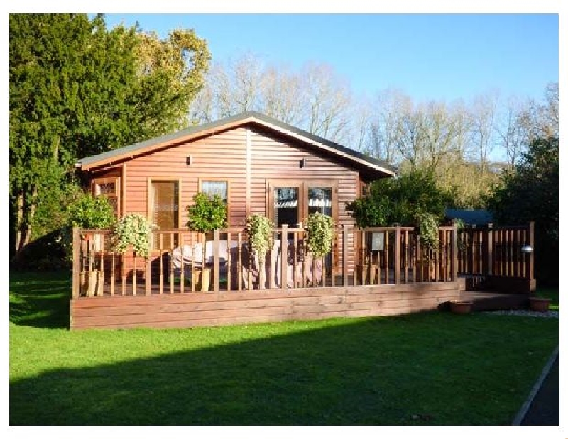 Cedar Lodge a holiday cottage rental for 4 in Reepham, 