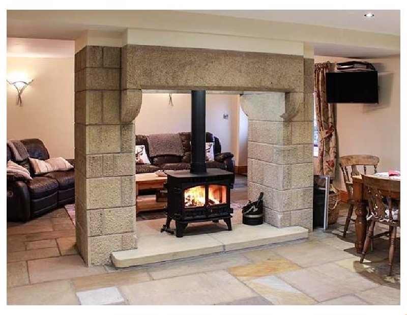 Orcaber Cottage a holiday cottage rental for 6 in Austwick  , 