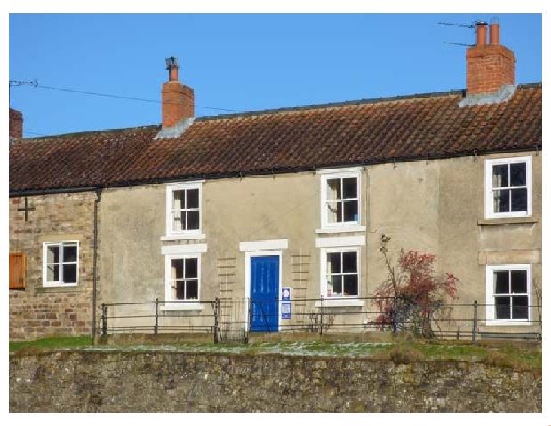 Primrose Hill Farmhouse a holiday cottage rental for 5 in Hutton-Le-Hole, 