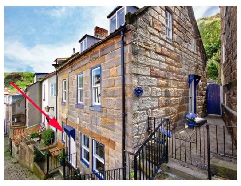 Grimes Nook a holiday cottage rental for 2 in Staithes, 
