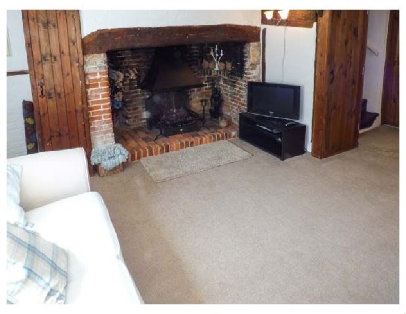 Phoebe's Cottage a holiday cottage rental for 3 in Romsey, 