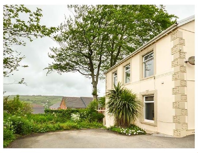 The Croft a holiday cottage rental for 14 in Kidwelly, 