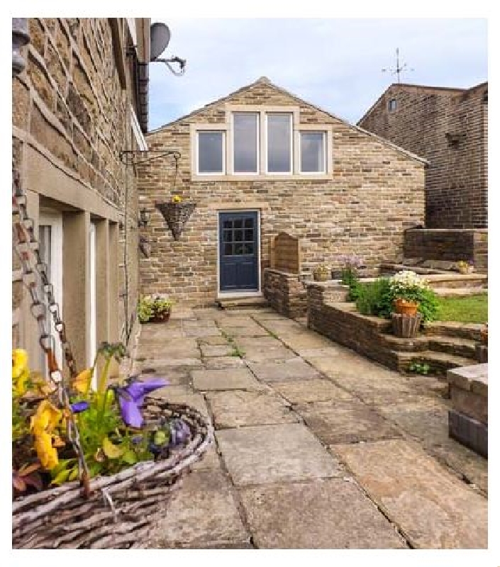 Ash Tree Barn a holiday cottage rental for 4 in Luddenden, 