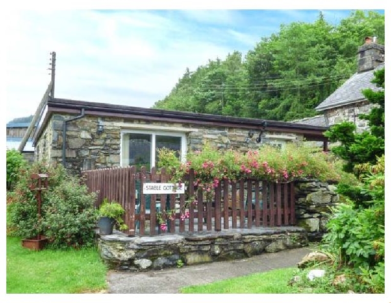 Stable Cottage a holiday cottage rental for 5 in Penmaenpool , 