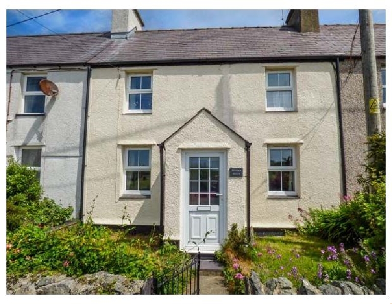 Bwthyn Megan a holiday cottage rental for 4 in Llangaffo, 