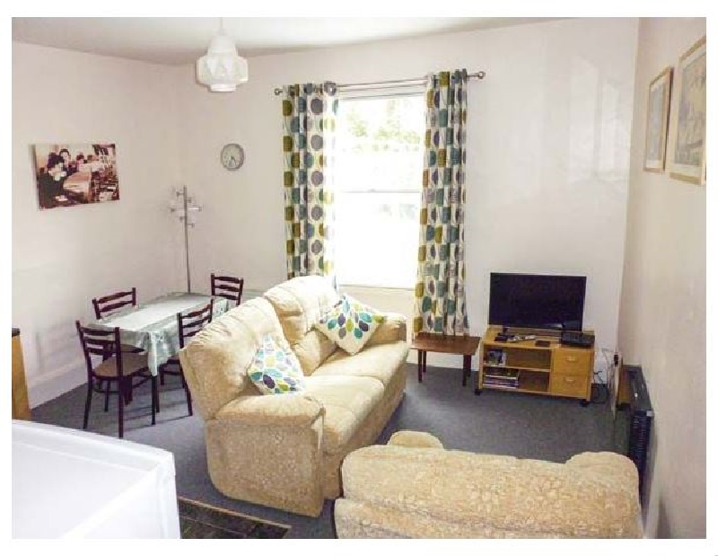 Harley Apartment a holiday cottage rental for 2 in Bishop'S Castle, 