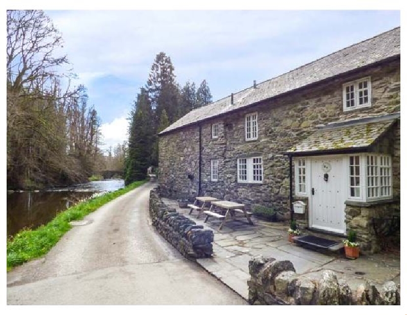 Beater's Cottage a holiday cottage rental for 8 in Corwen, 