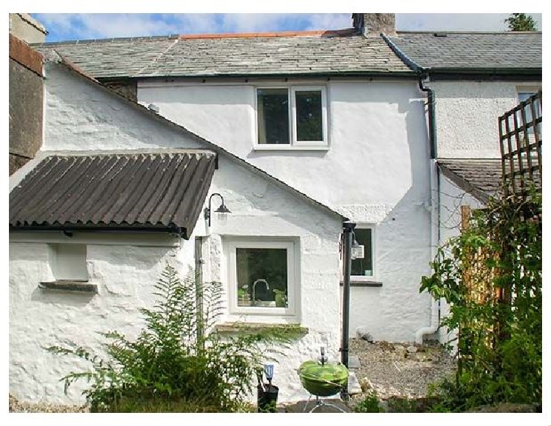 High Moor Cottage a holiday cottage rental for 3 in Minions, 