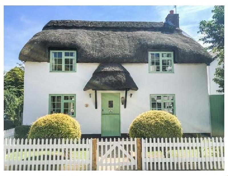 Thatchings a holiday cottage rental for 6 in Stratton, 