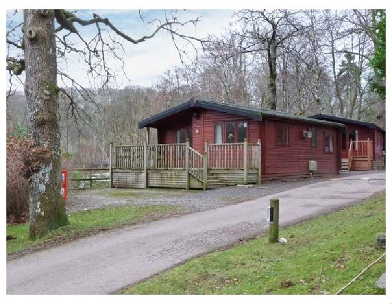 Lake Winds Lodge a holiday cottage rental for 4 in Troutbeck Bridge, 