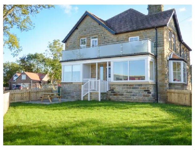 2D Lowdale Lane a holiday cottage rental for 4 in Sleights, 