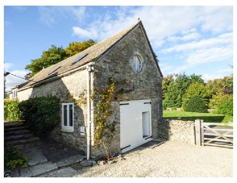 The Long Barn a holiday cottage rental for 4 in Duntisbourne Abbots, 