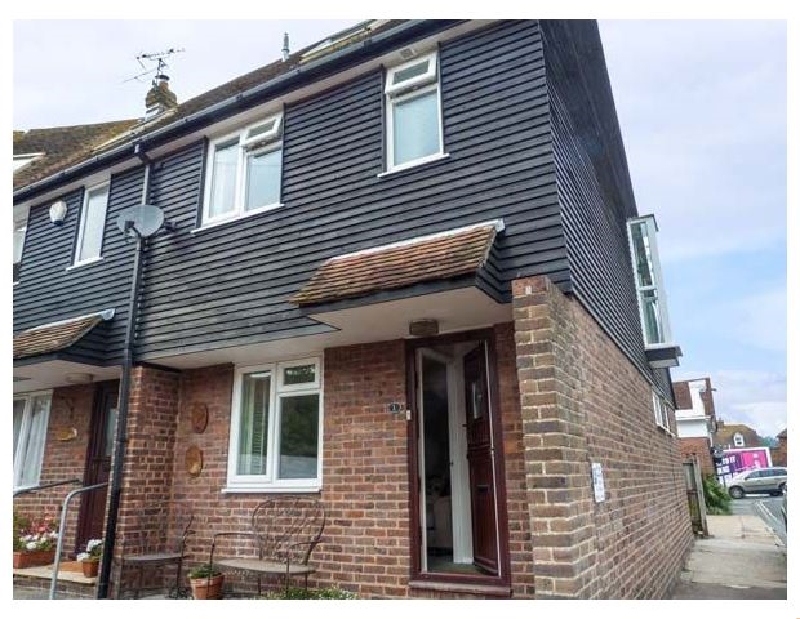 Rye House a holiday cottage rental for 7 in Rye, 
