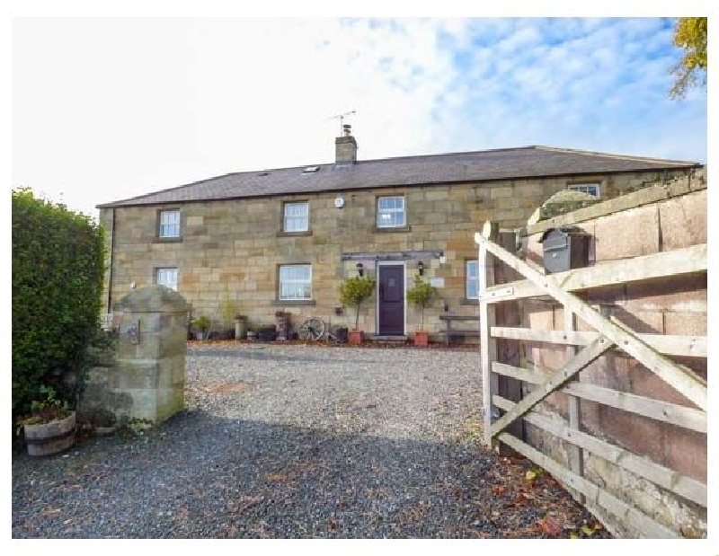 The Old Coach House a holiday cottage rental for 9 in Warkworth, 