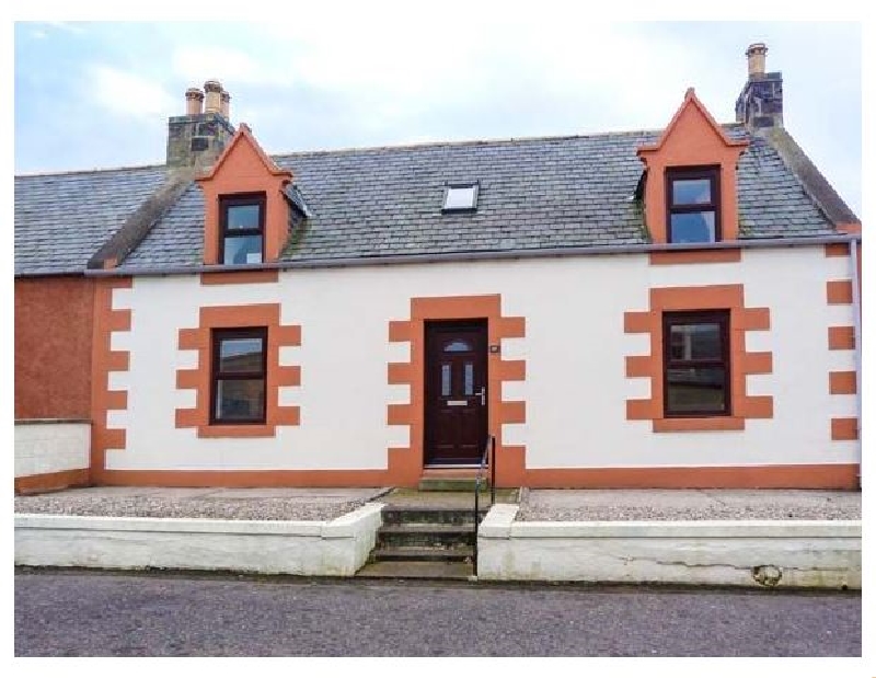 Grace Cottage a holiday cottage rental for 6 in Portknockie, 