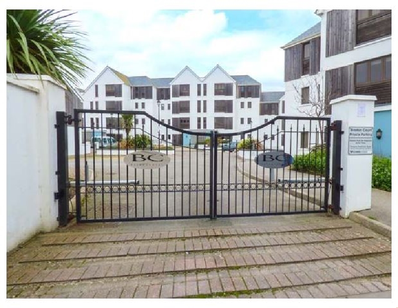 47 Bredon Court a holiday cottage rental for 4 in Newquay, 