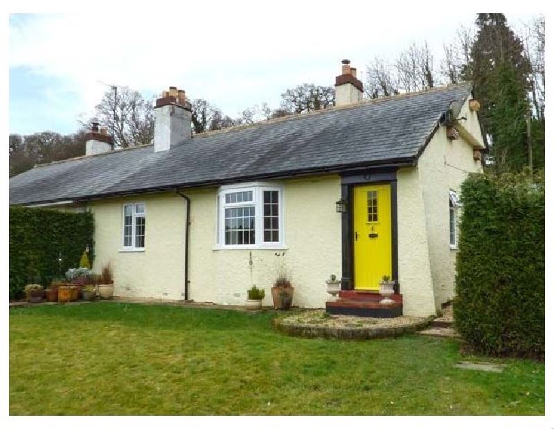 6 Tregerddi a holiday cottage rental for 4 in Llanidloes, 