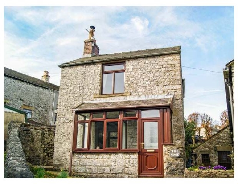 The Nook a holiday cottage rental for 4 in Taddington, 