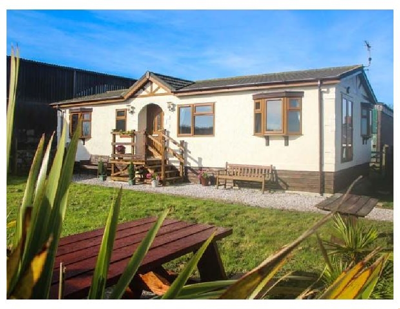 The Dovecote a holiday cottage rental for 4 in Hartland, 