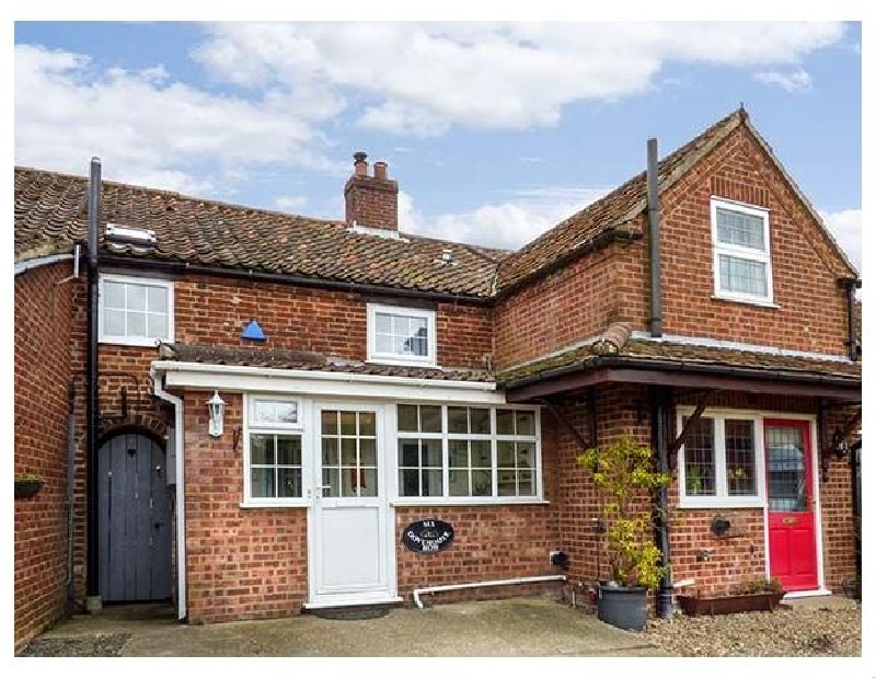 Holly Cottage a holiday cottage rental for 4 in Swaffham, 