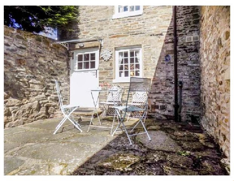 Puzzle Cottage a holiday cottage rental for 2 in Harmby, 