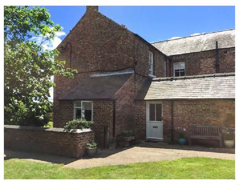 The East Wing Cottage a holiday cottage rental for 5 in Thirsk, 