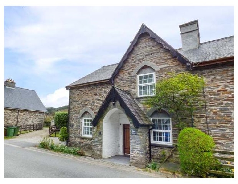 Siskin a holiday cottage rental for 4 in Dinas Mawddwy, 