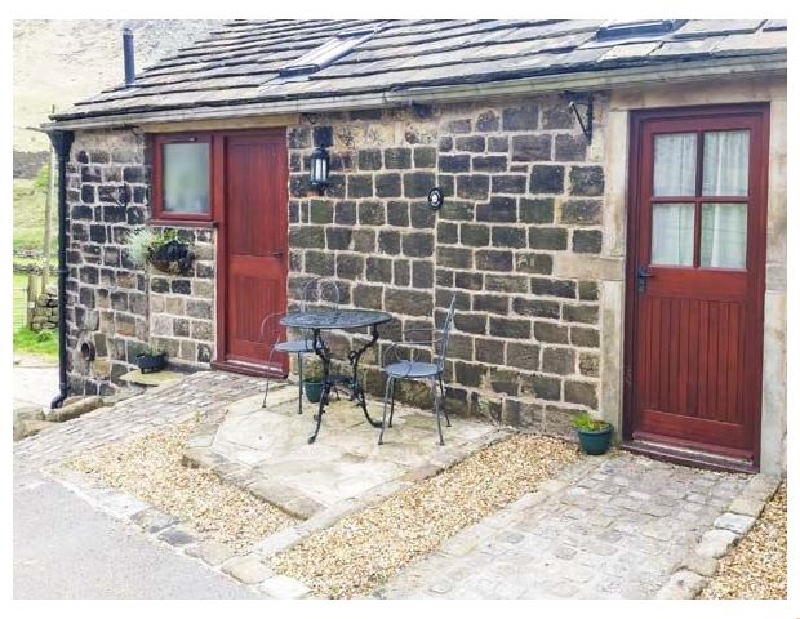 Jim's Barn a holiday cottage rental for 4 in Diggle, 