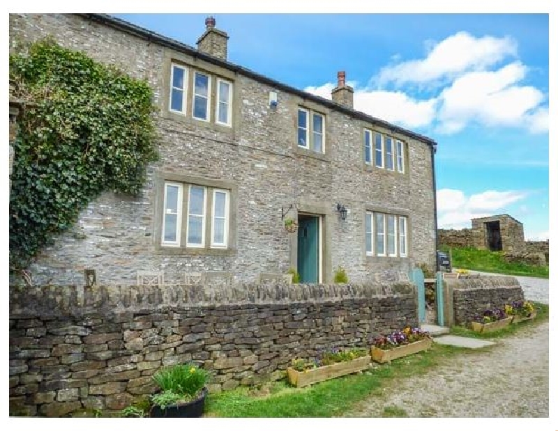 Street Head Farm a holiday cottage rental for 10 in Lothersdale, 
