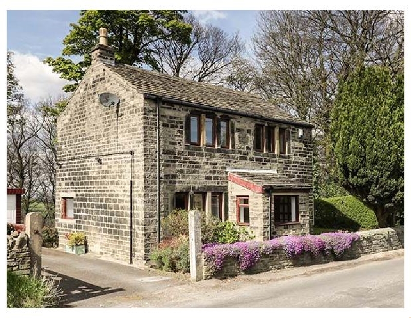 Butts Cottage a holiday cottage rental for 3 in Farnley Tyas, 
